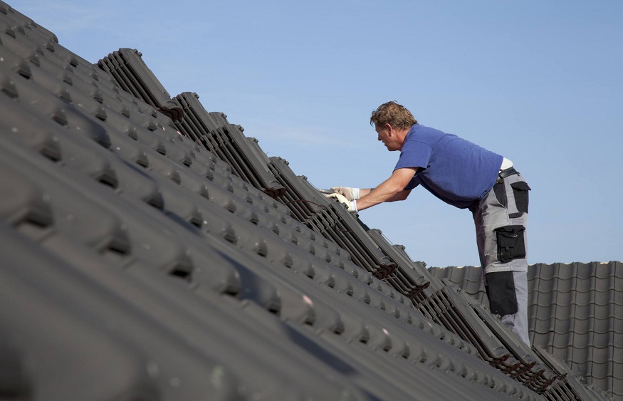 Types of Roofing Services to Consider During Home Improvement