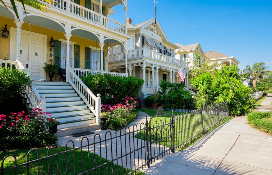 custom home builder in Houston